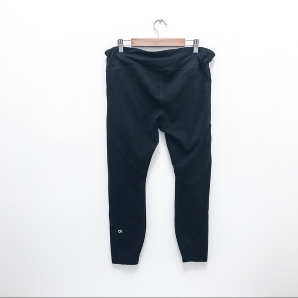 GapFit High Rise Capris Sculpt Compression - Picture 5 of 7